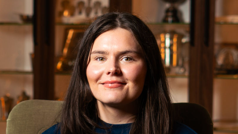Alice Dahle är både intresserad av fotboll och historia: så fick hon jobbet hon inte trodde fanns
